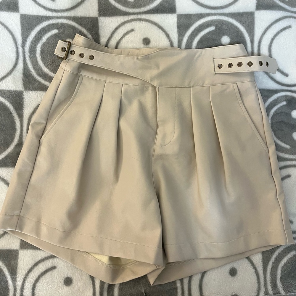 Boutique Tan High Waist Leather Pleated Shorts